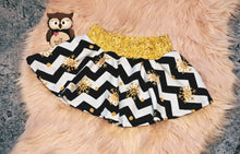 Load image into Gallery viewer, 2-3 Years Golden Glitter Snowflake Twirly Skirt Low Waist Chevron Black and White Christmas
