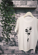 Load image into Gallery viewer, 7-8 Years Whats This Nightmare Leggings &amp; T-Shirt Short Sleeve Top Soft Skeleton Skellington
