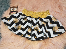 Load image into Gallery viewer, 2-3 Years Golden Glitter Snowflake Twirly Skirt Low Waist Chevron Black and White Christmas
