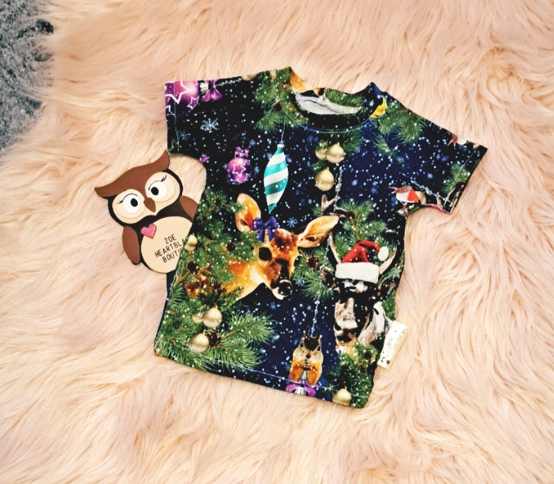 Newborn Winter Wonderland Short Sleeve Tshirt Top Animals Unique Print Design Reindeer Baubles