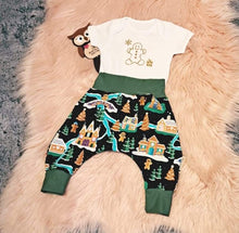 Load image into Gallery viewer, 0-3 Months Gingerbread Outfit Set Harems Bottoms
